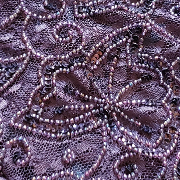 Tunic - Picture 2 of 8